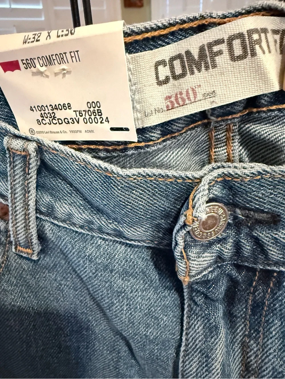 Classic Levi’s 560 Comfort Fit Jeans 32x30 NWT 2011 Deadstock Loose Tapered